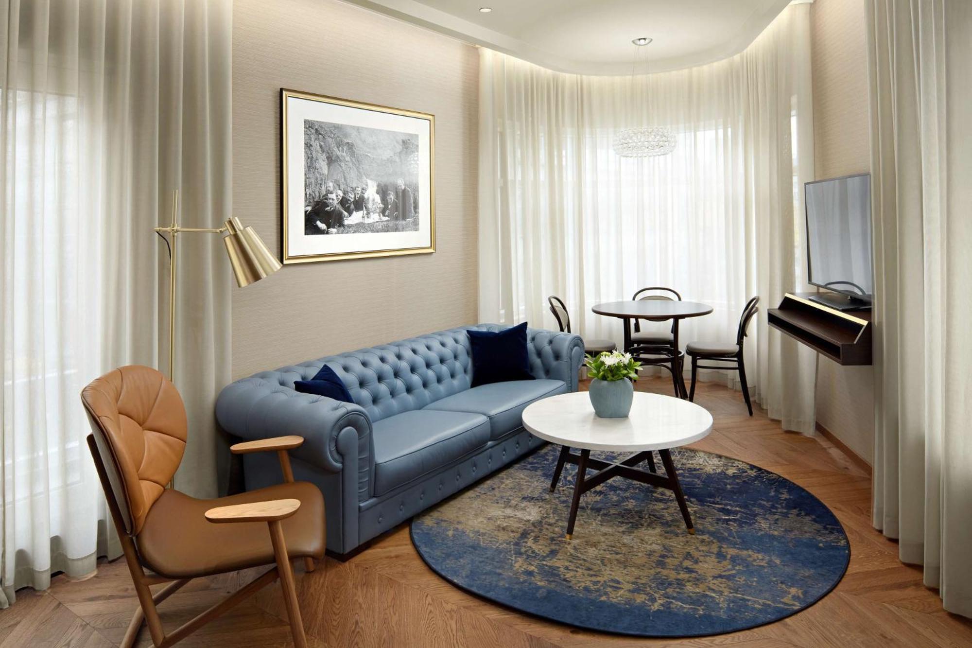 Konsulat Hotel, Curio Collection By Hilton Hotell 4*